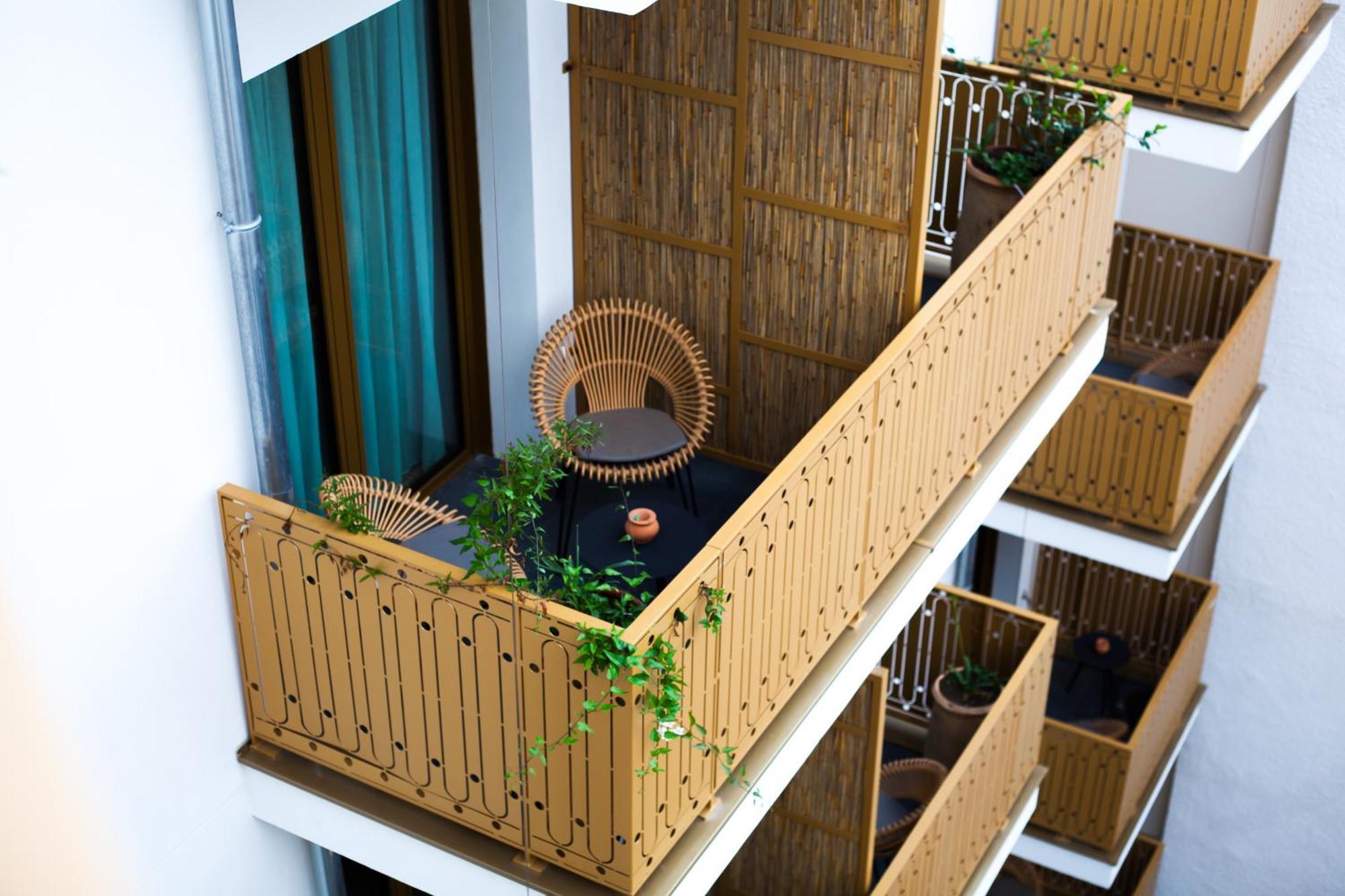 Bloom House & Parijs